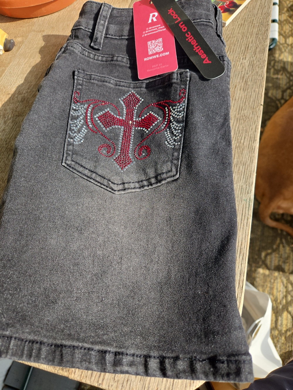 ROMWE Black Mini Denim Skirt with Red & Silver Rhinestone Emblem Size 6 Waist 28